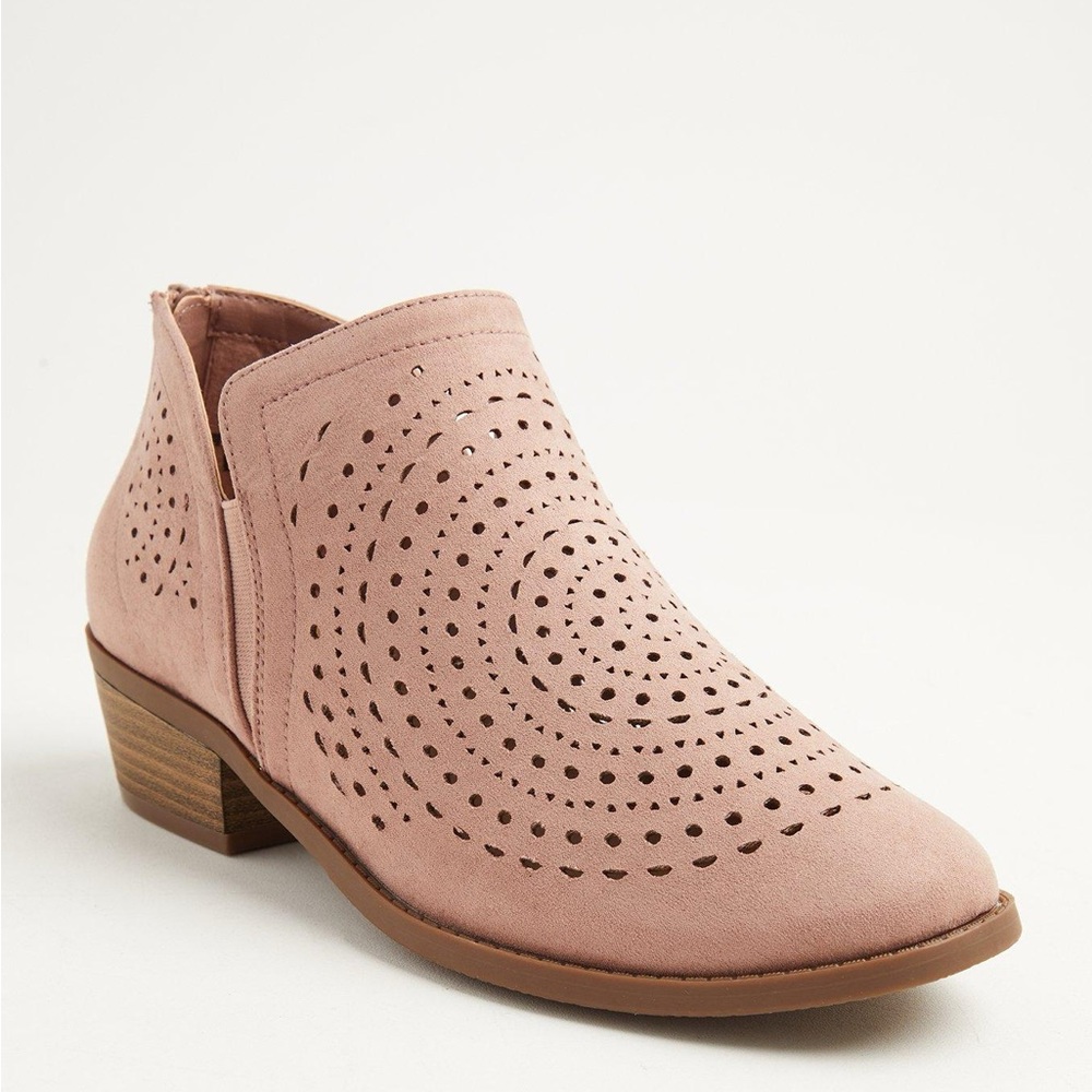 Torrid blush/ pinkish tan ankle boot NWT